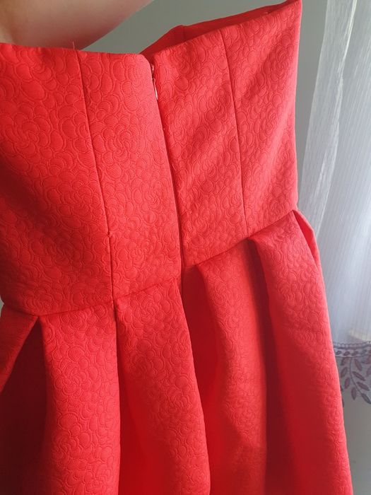 Sukienka rozkloszowana 38 piękna czerwień/malina