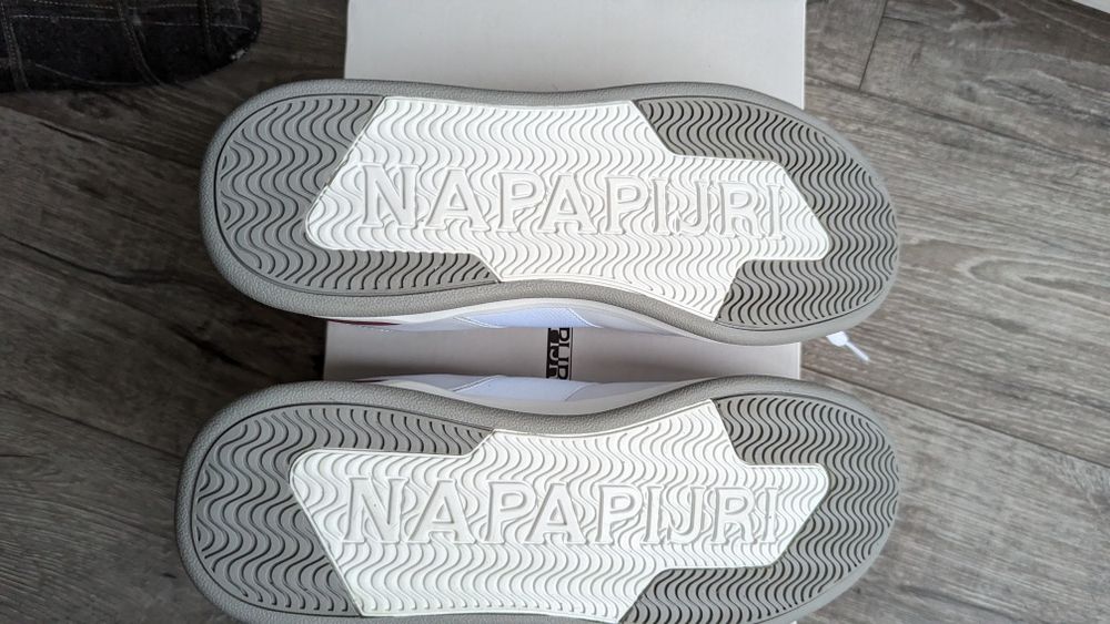 Нові кеди Napapijri Willow 44 розмір (US11) NP0A4FK901E1