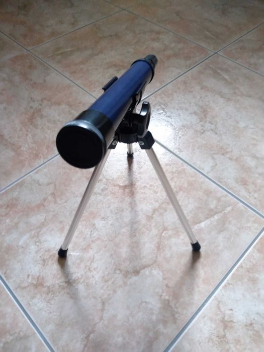 Telescópio como novo