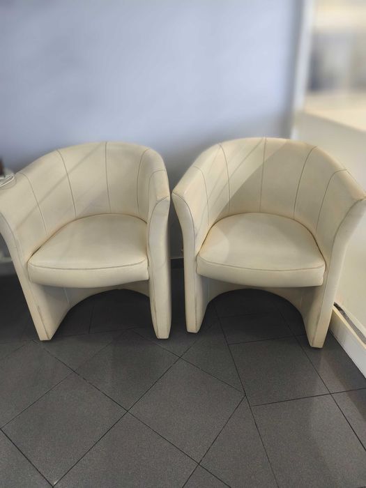 5 Cadeiras de salão