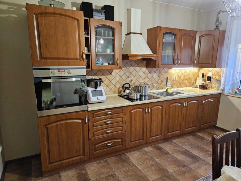 Okap kuchenny drewno.