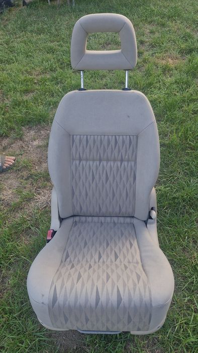 Fotele samochodowe Ford Galaxy MK2