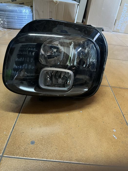Farol Esquero Cintroen C3