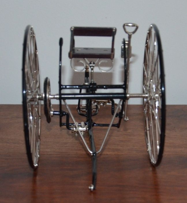 Bicicleta - Réplica Royal Salvo de 1881