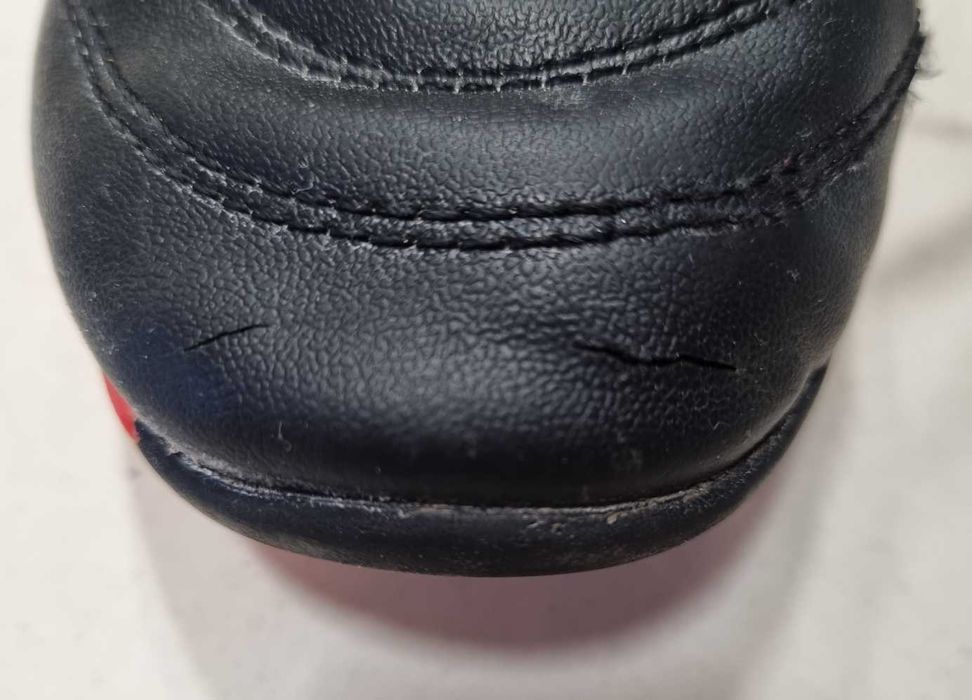 Buty piłkarskie korki chłopięce rozmiar 32