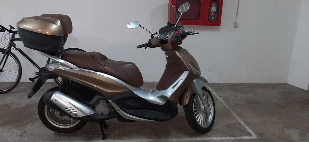 Scooter 125 piagio