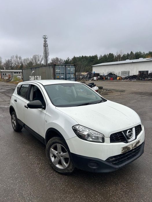 Nissan Qashqai 1.6 benzyna