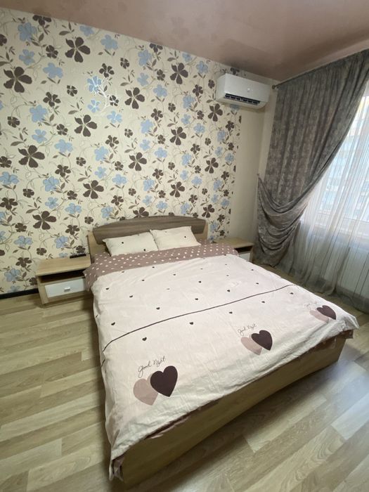 Посуточно квартира, СитиЦентр, пр-т Небесной Сотни, Киевский Р-н