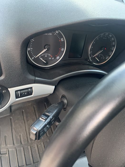 Skoda Octavia 2009 VIN TMBHA61Z4A8009917 фото оголошення 12 з 24