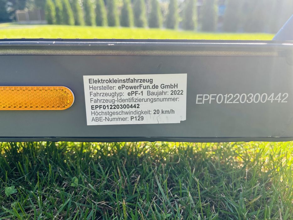 Hulajnoga elektryczna eScooter ePF-1 (22km/h) 33km