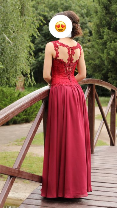 Випускна довга вечірня сукня кольору марсал, бордова