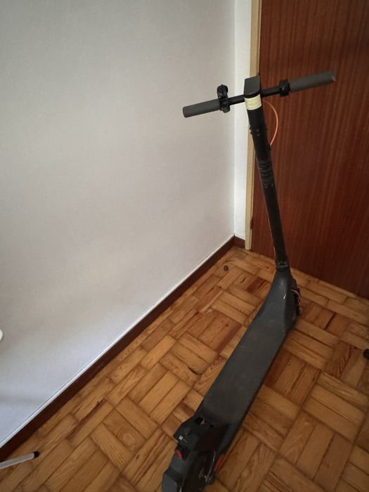Trotinete em bom estado