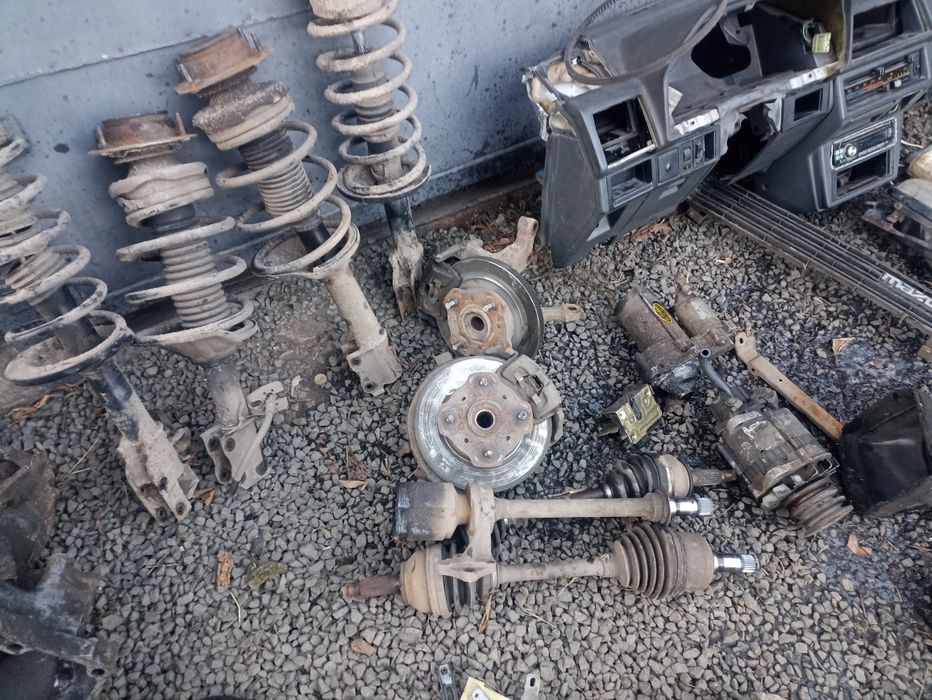 Мазда  626GE 1 .8  .626 .2.0D.GC.  по гайкам