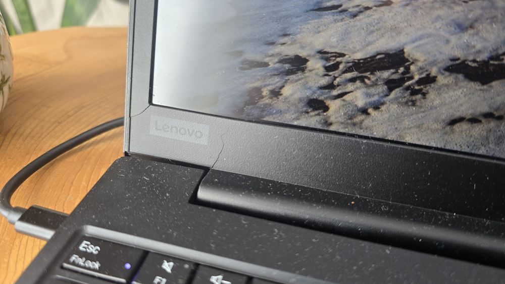 Lenovo Thinkpad E15 240GB ssd 16GB RAM
