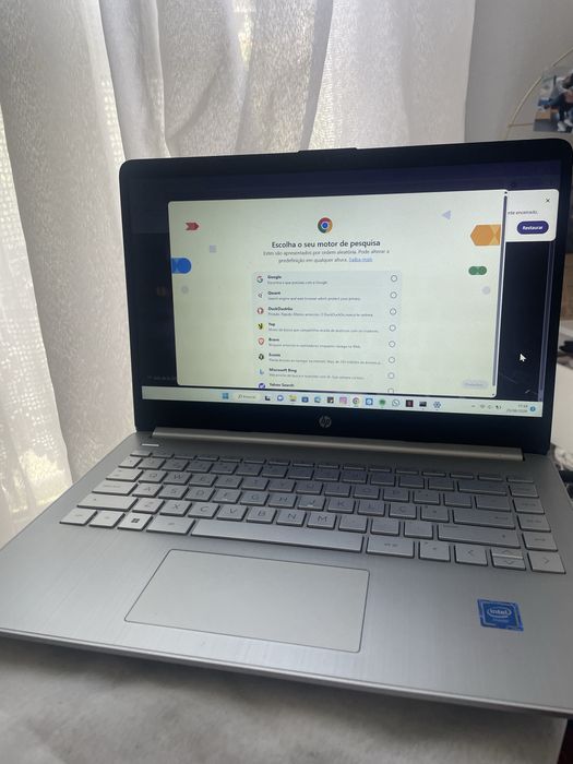 PC | Portátil HP 14s-dq0011np 14” | Celeron N4020 | 4GB RAM | 64GB eMMC | Bateria a 100%