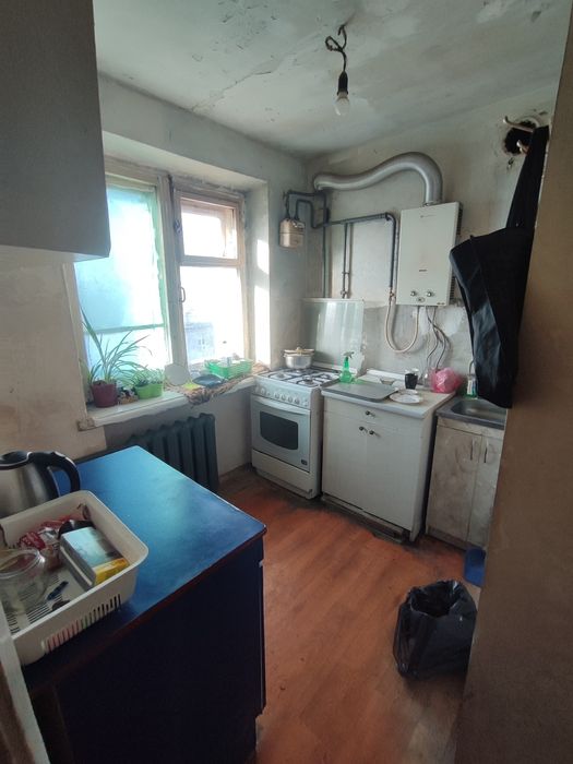 Срочно!!! Продам 1/2 квартиры. ТОРГ!