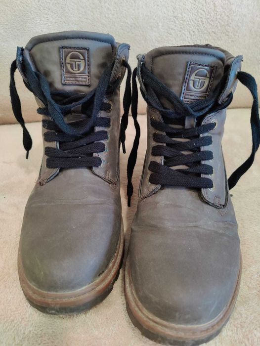 Botas Sergio Tacchini  tam. 42 em excelente estado