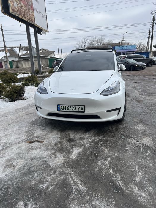 Tesla model Y Performance 2022