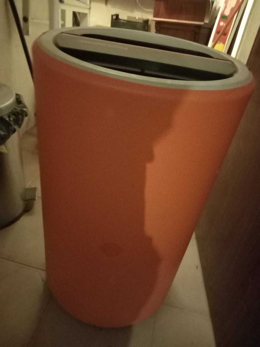 Aquecedor a gaz estado usado, como novo.