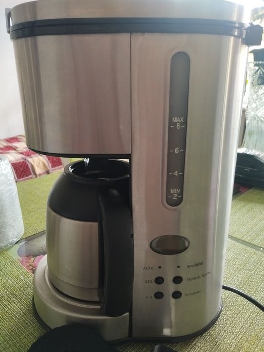 Кавоварка. Майже нова.