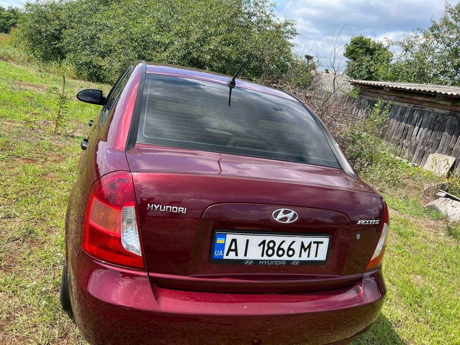 Hyundai Accent 2009 року