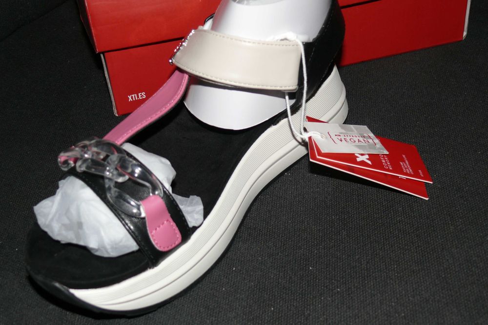 Sandalia XTi - Fucsia