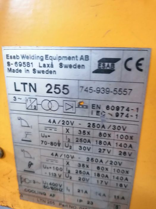 Máquina soldar TIG ESAB usado