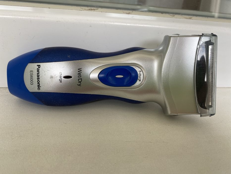 Електробритва Panasonic ES6003