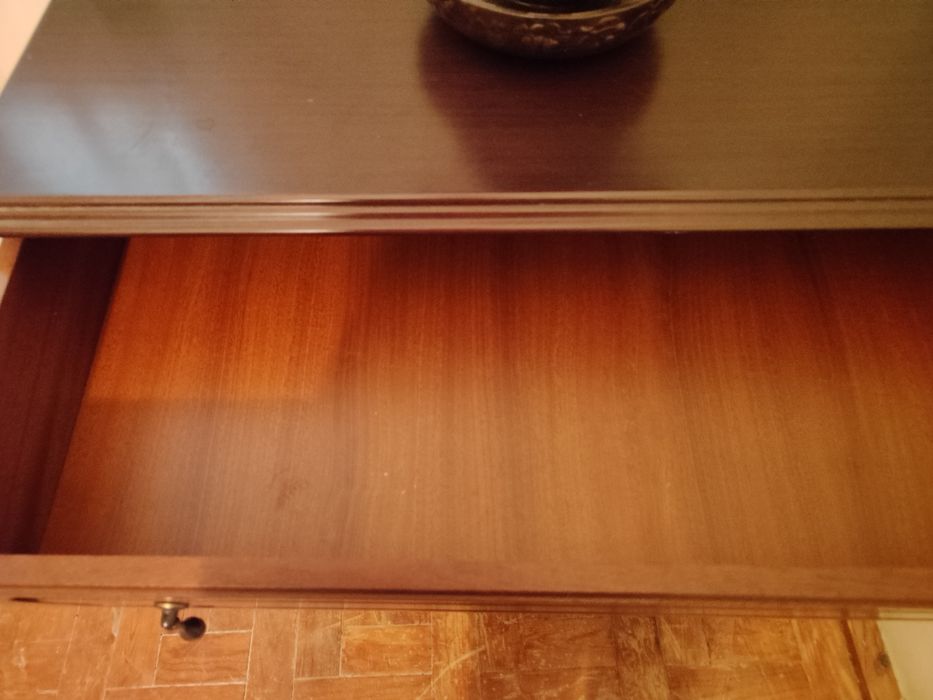 Cómoda de madeira, 4 gavetas - Como Nova