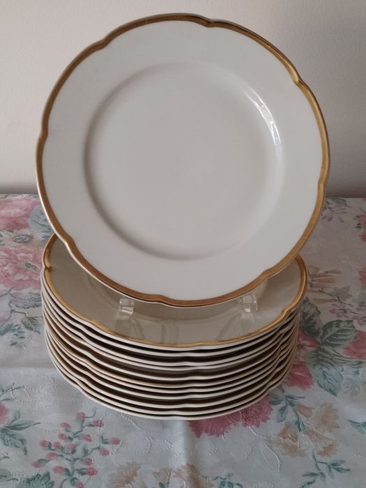 Antyk Serwis obiadowy Konigl.Pr. TETTAU  Bavaria " US Zone" ecru 12 os