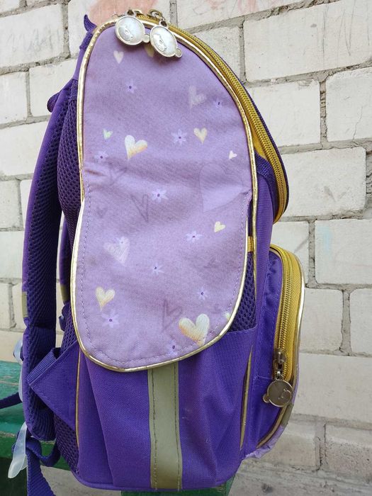 Рюкзак Kite для девочки. 1-4 класс. Каркасный.