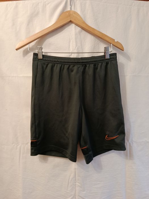 Продаю тільки комплектом! Шорти Nike вживані