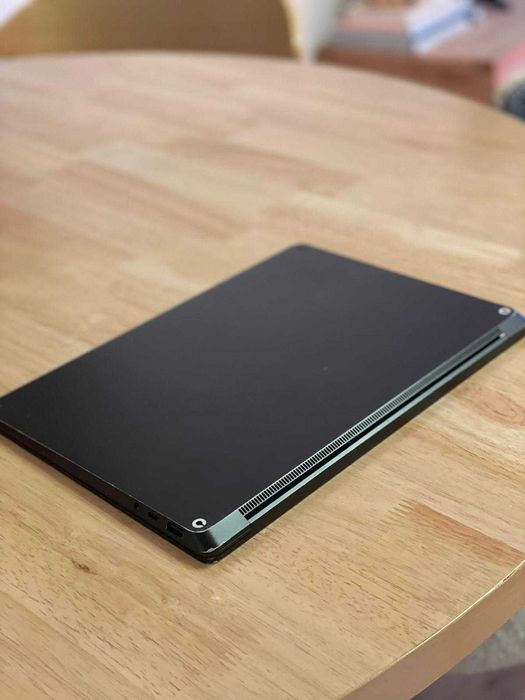 Microsoft Surface Laptop 4 15” i7 16GB 512GB – Funcional, Ecrã Rachado