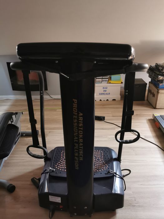 Selling a vibration platform512337176114636801
