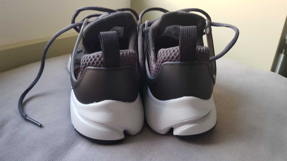 Nike Presto damskie rozm.38.5/ 24cm NOWE bieganie fitness ultra light
