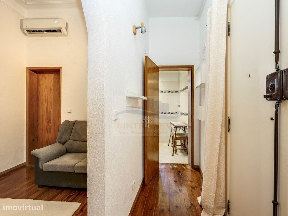 Elegância, Luz Natural e Conforto - T2 Pronto a Habitar na Penha de...