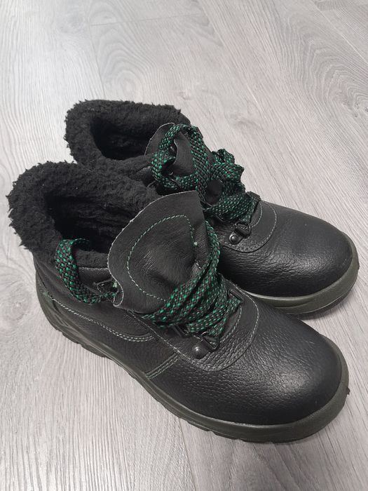 Зимние рабочие ботинки