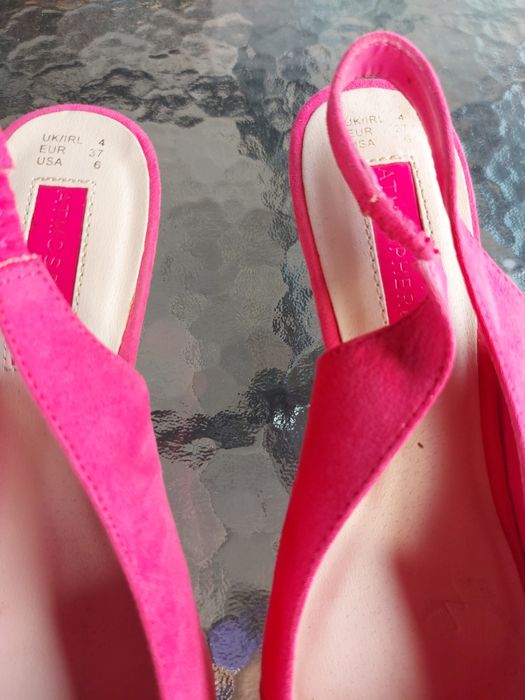 Szpilki różowe zamsz