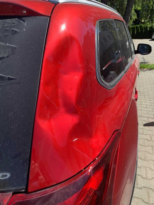 Usuwanie wgnieceń bez lakierowania PDR