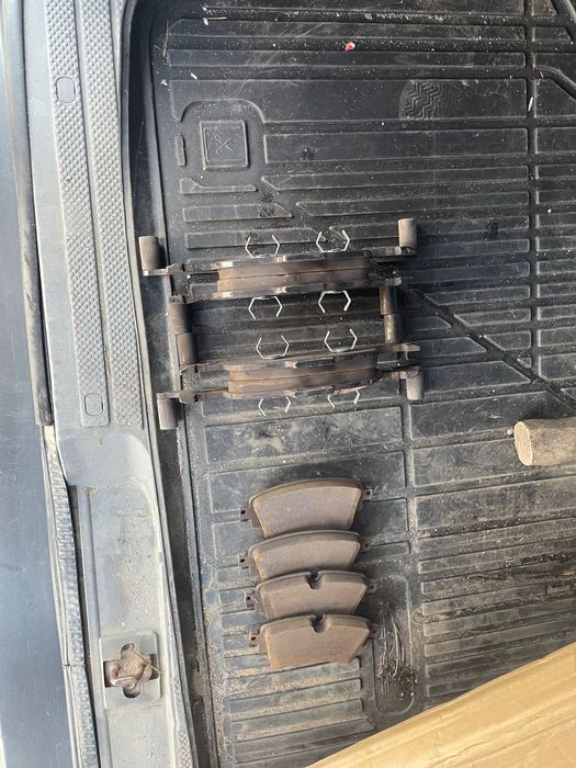 Тормозные колодки с Ауди а4