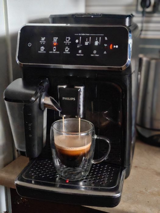 Ekspres automatyczny Philips LatteGo EP3241 - świeżo po serwisie