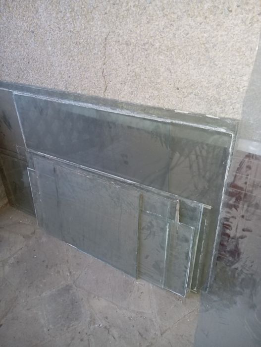 Продам скло різних розмірів від 120на75,45*45
