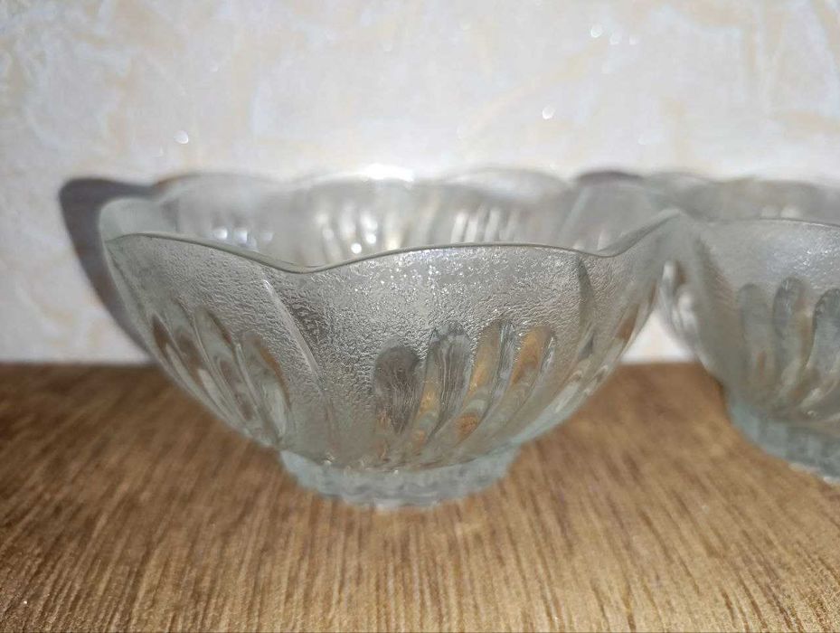 Салатники вінтажні (є різні варіанти) ручне огранювання