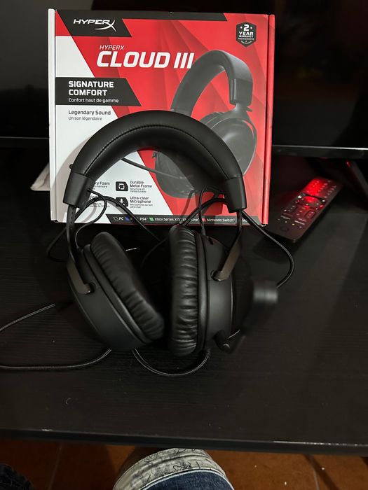 Headset Hyperx cloud 3 NOVO USEI UMA VEZ