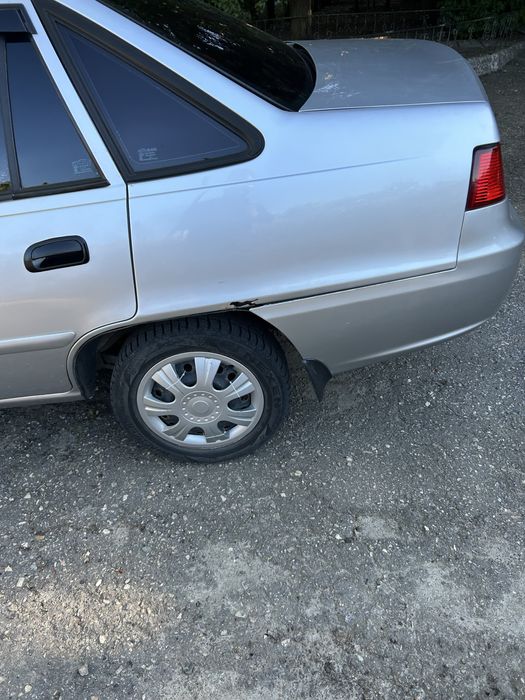 Продам автомобіль Daewoo Nexia