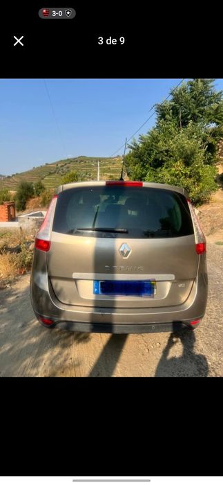 Renault scenic avariada