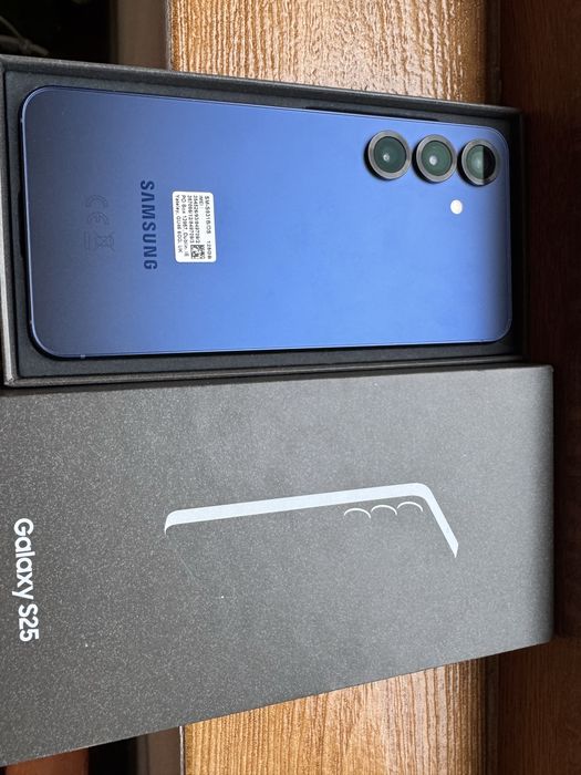 Samsung s25 128Gb Blue Новый неактив