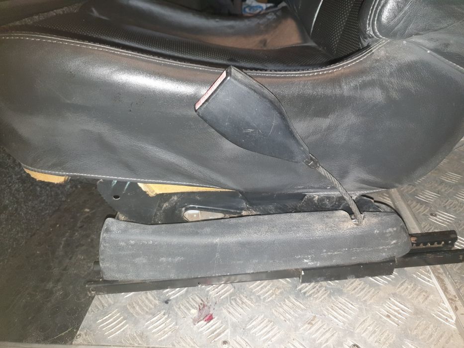 Кресло  Renault пассажирское б/у