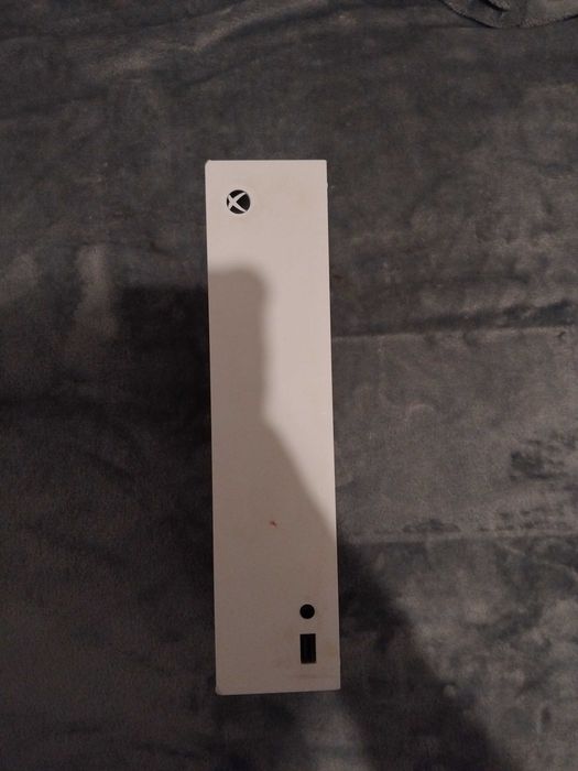 Xbox series s na caixa, entrego em maos