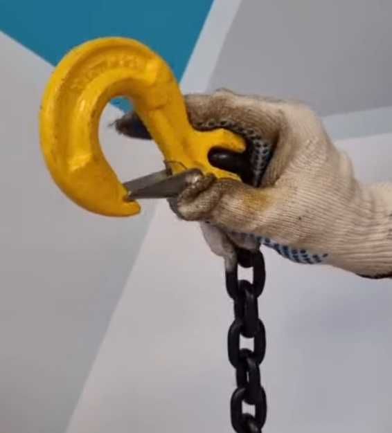 Комплект  к манипулятору строп цепной (паук)  4,25тн 2 метра НОВЫЙ